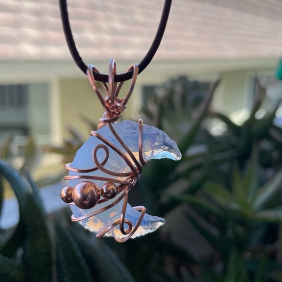 Genuine Opalite Crescent Moon Copper Wrap Leather Cord Boho Style - Picture 15 of 17